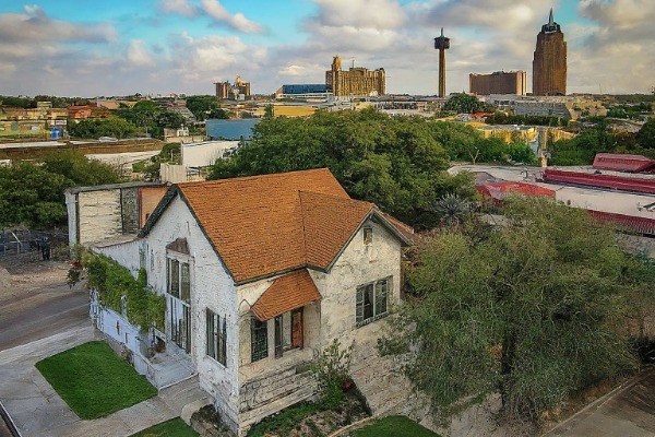 Embarking on a San Antonio Discovery: Travel Tips for Potential Newcomers