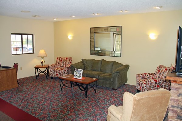 Budget Host - Patriot Inn