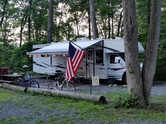 Adventure Bound Camping Resorts - Oak Creek