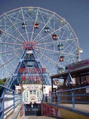Deno's Wonder Wheel Amusement Park Deno's Wonder Wheel Amusement Park