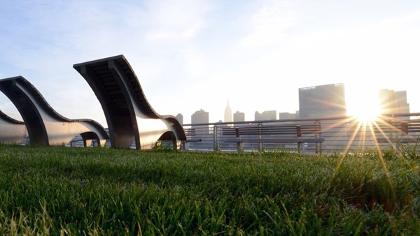 Gantry Plaza State Park Gantry Plaza State Park